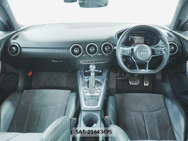 Audi TT 2018-07 8411305-1