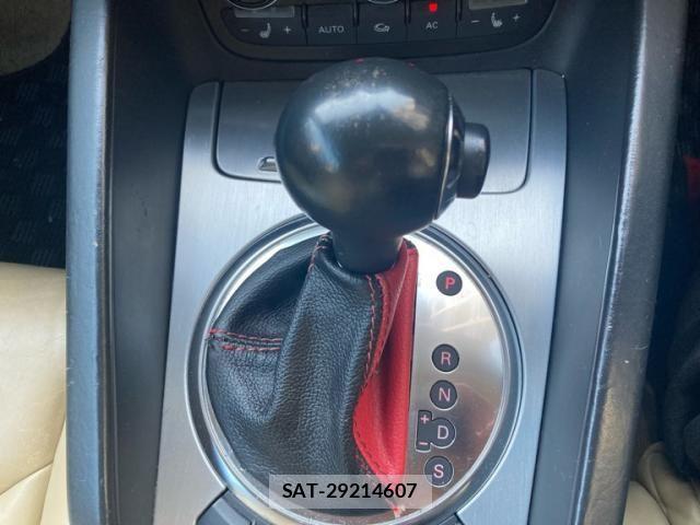 Audi TT 2008-03 8411310-16