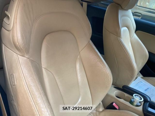 Audi TT 2008-03 8411310-6