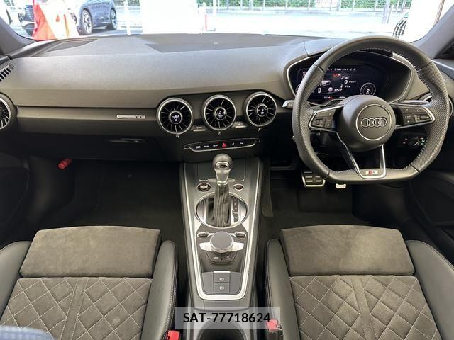 Audi TT 2022-05 8411303-9