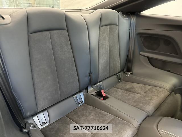 Audi TT 2022-05 8411303-4