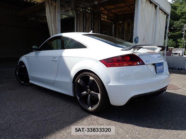 Audi TT 2014-06 8485056-2