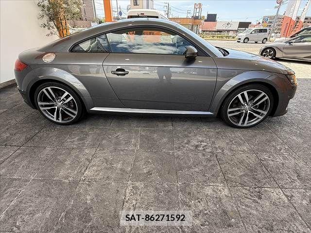 Audi TT 2015-09 8523653-10