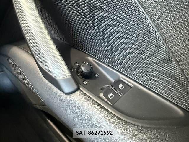 Audi TT 2015-09 8523653-26