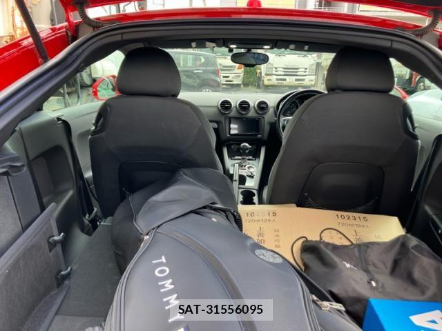 Audi TT 2008-06 8561222-25