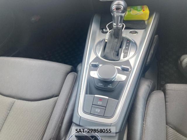 Audi TT 2016-03 8561220-8