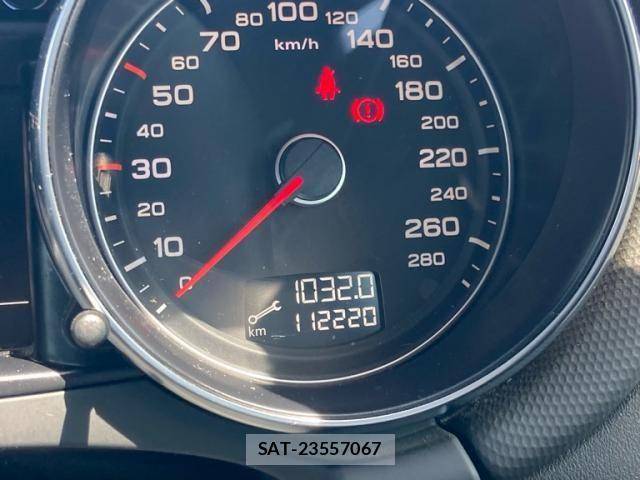 Audi TT 2010-10 8625885-10