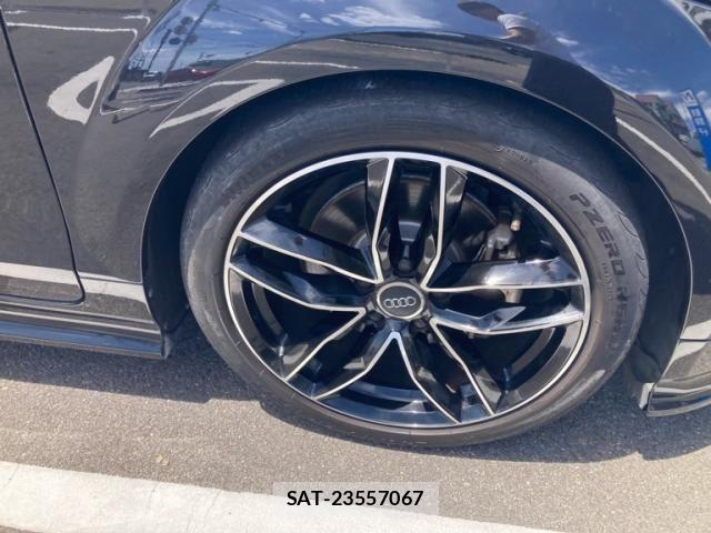 Audi TT 2010-10 8625885-2