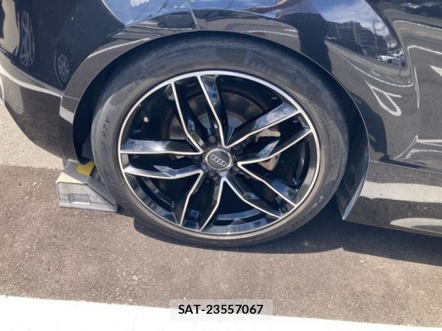 Audi TT 2010-10 8625885-3