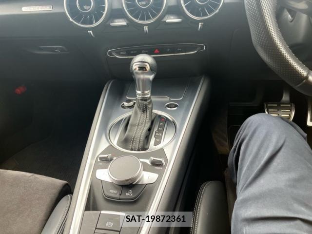 Audi TT 2019-09 8625884-25