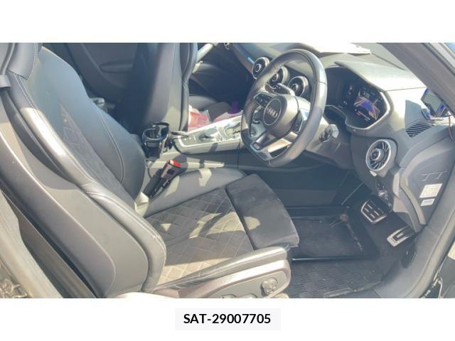 Audi TT 2022-03 8625882-11