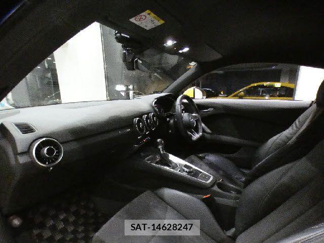 Audi TT 2016-06 8658101-2