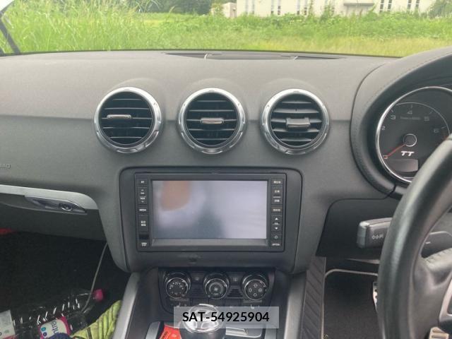 Audi TT 2009-09 8740681-18