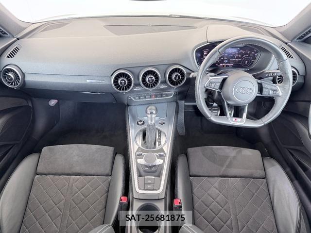 Audi TT 2022-02 8740672-11