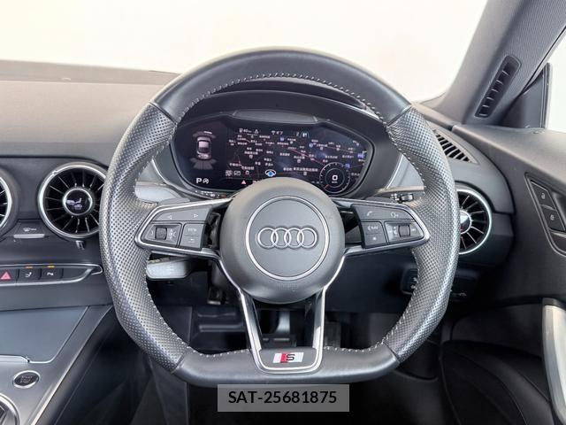 Audi TT 2022-02 8740672-12