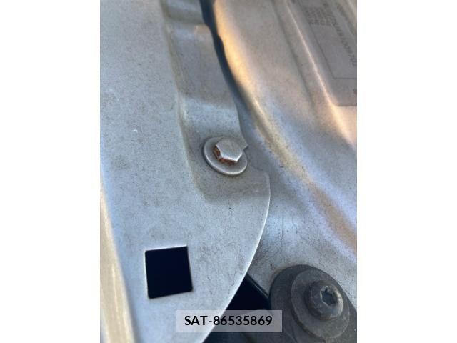 Audi TT 2008-10 8740683-29
