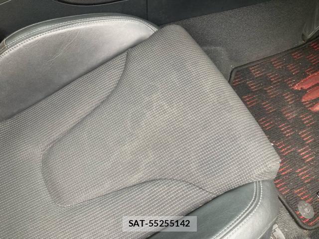Audi TT 2012-07 8848286-15