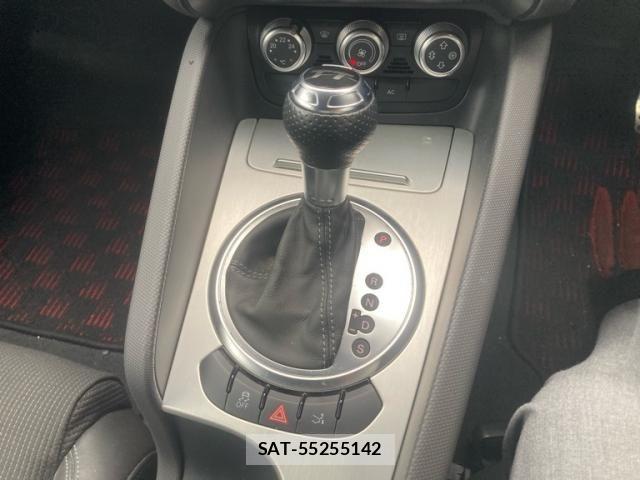 Audi TT 2012-07 8848286-21