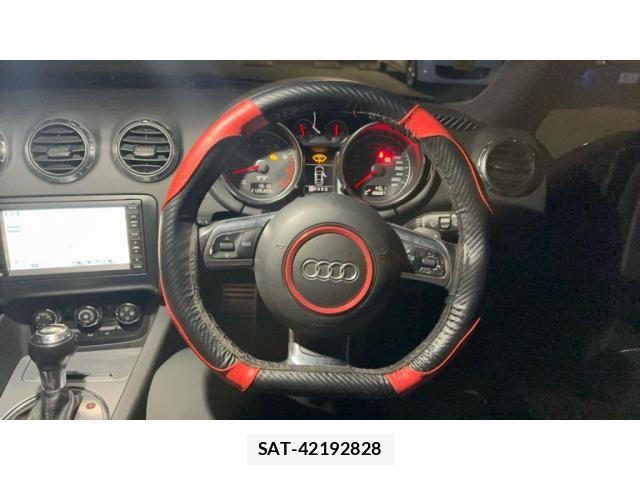 Audi TT 2008-12 8878765-10