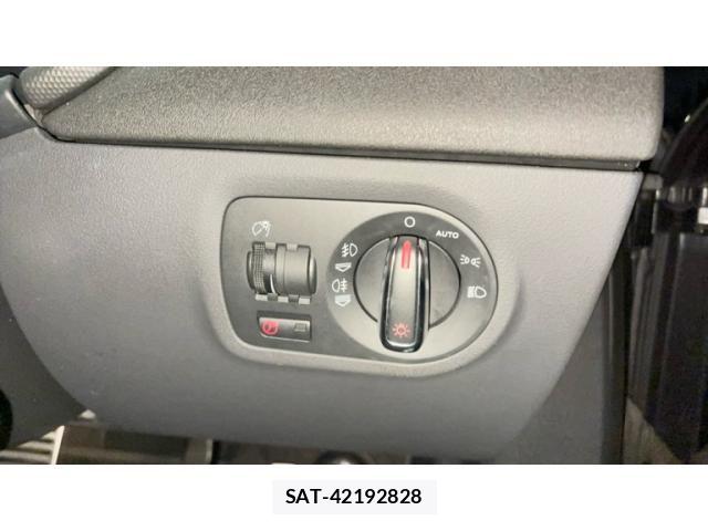 Audi TT 2008-12 8878765-15