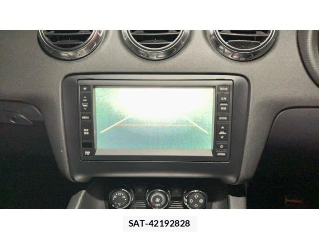 Audi TT 2008-12 8878765-18