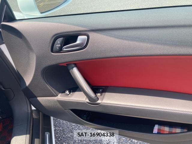 Audi TT ROADSTER 2013-06 8364852-9