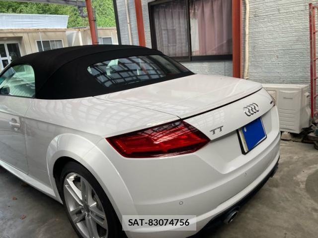 Audi TT ROADSTER 2016-06 8740682-9