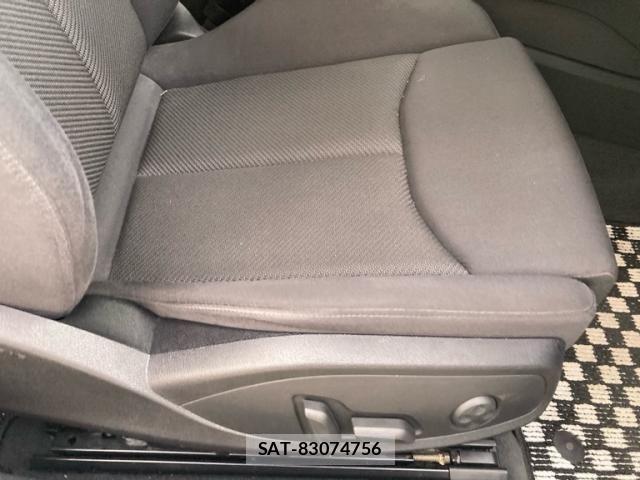 Audi TT ROADSTER 2016-06 8740682-15