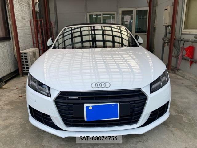 Audi TT ROADSTER 2016-06 8740682-1