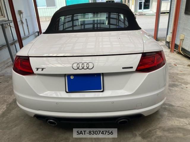 Audi TT ROADSTER 2016-06 8740682-2