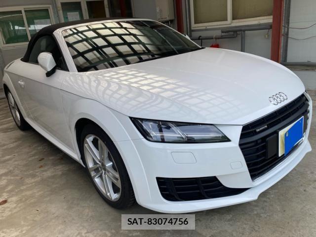 Audi TT ROADSTER 2016-06 8740682-4