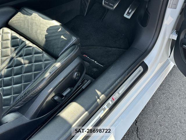 Audi TT 2017-05 4638122-13