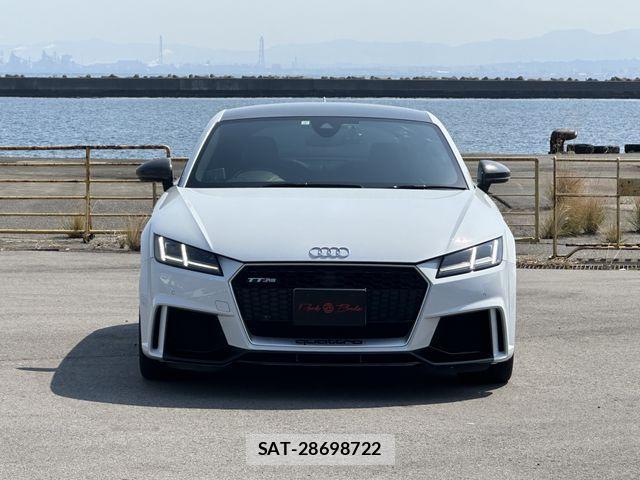 Audi TT 2017-05 4638122-21