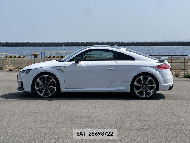 Audi TT 2017-05 4638122-25