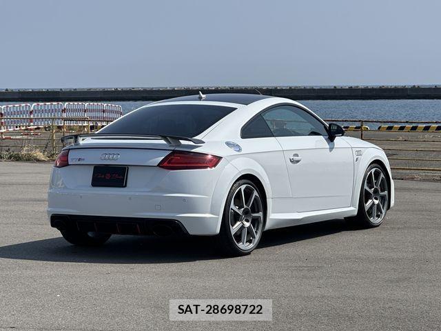 Audi TT 2017-05 4638122-2