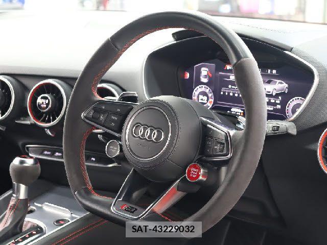 Audi TT 2018-08 7057526-25