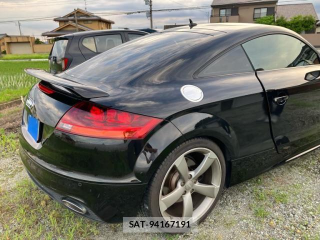 Audi TT 2010-04 7615115-1