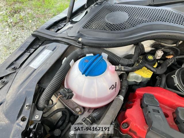 Audi TT 2010-04 7615115-24