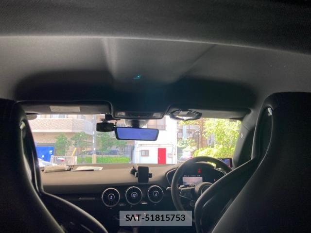Audi TT 2018-01 8364853-26