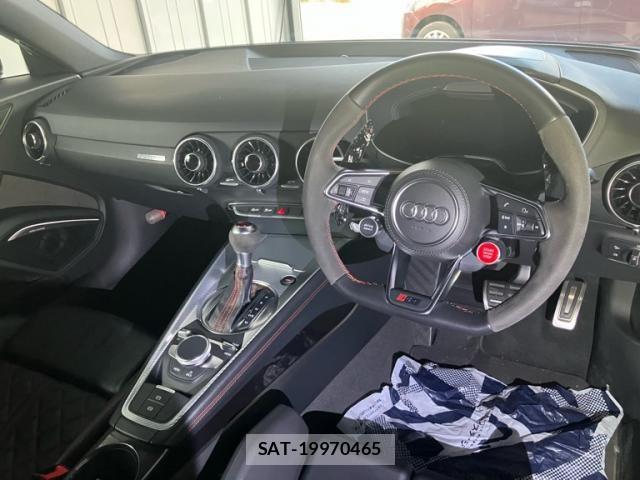 Audi TT 2017-10 8411313-12