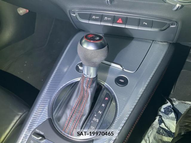 Audi TT 2017-10 8411313-16
