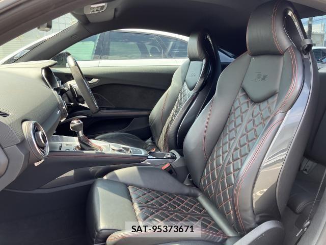 Audi TT 2017-04 8827935-13
