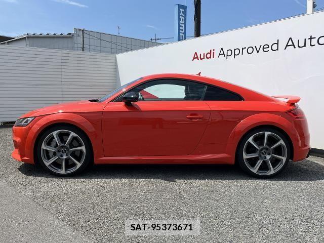 Audi TT 2017-04 8827935-18
