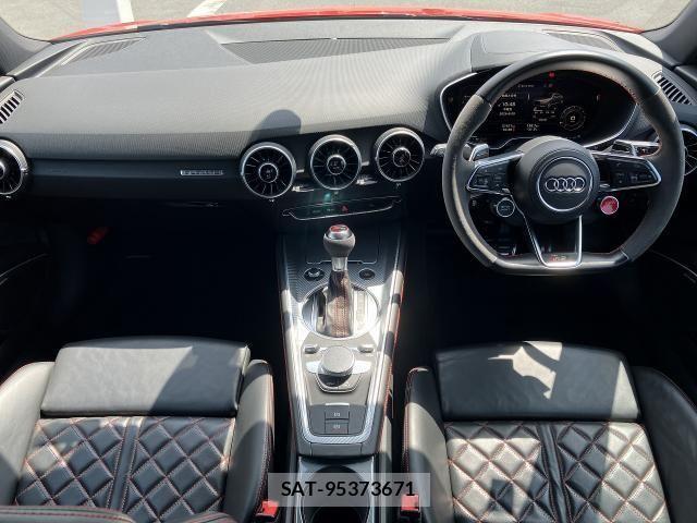 Audi TT 2017-04 8827935-1