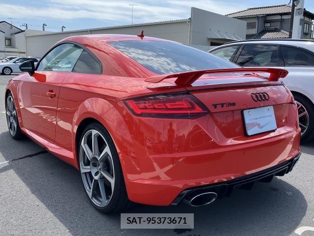 Audi TT 2017-04 8827935-19