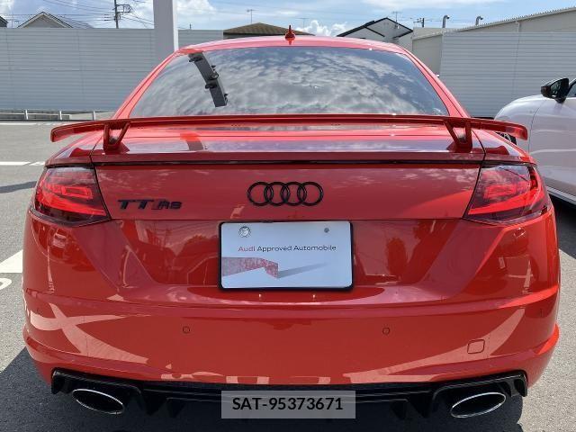 Audi TT 2017-04 8827935-20