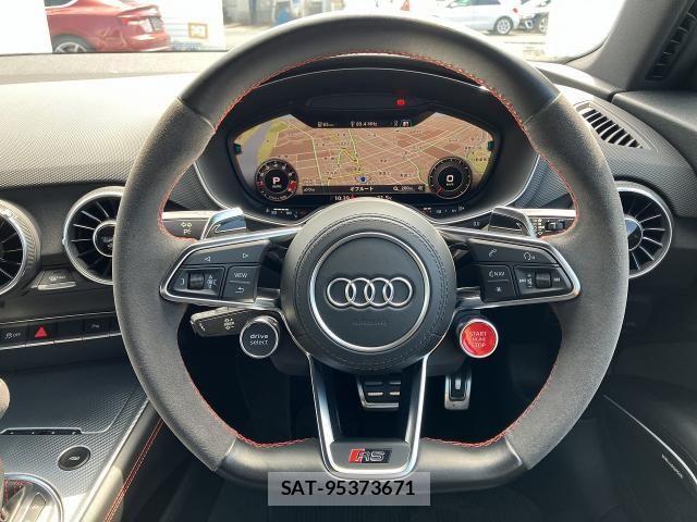 Audi TT 2017-04 8827935-22