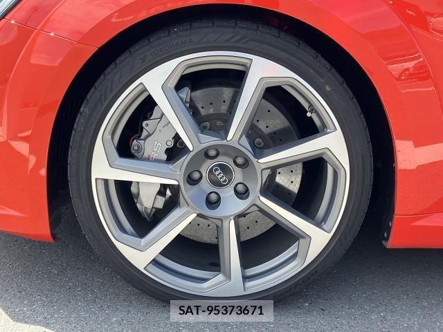 Audi TT 2017-04 8827935-2