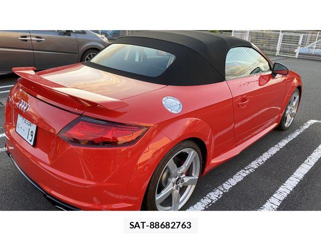 Audi TT 2017-09 8098088-1
