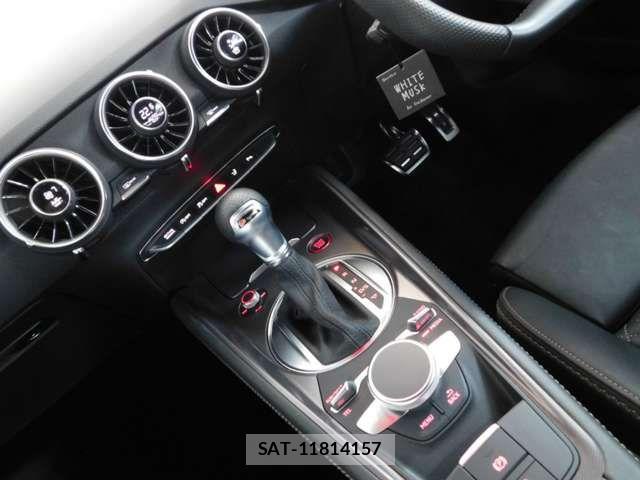 Audi TTS 2023-06 1205457-3